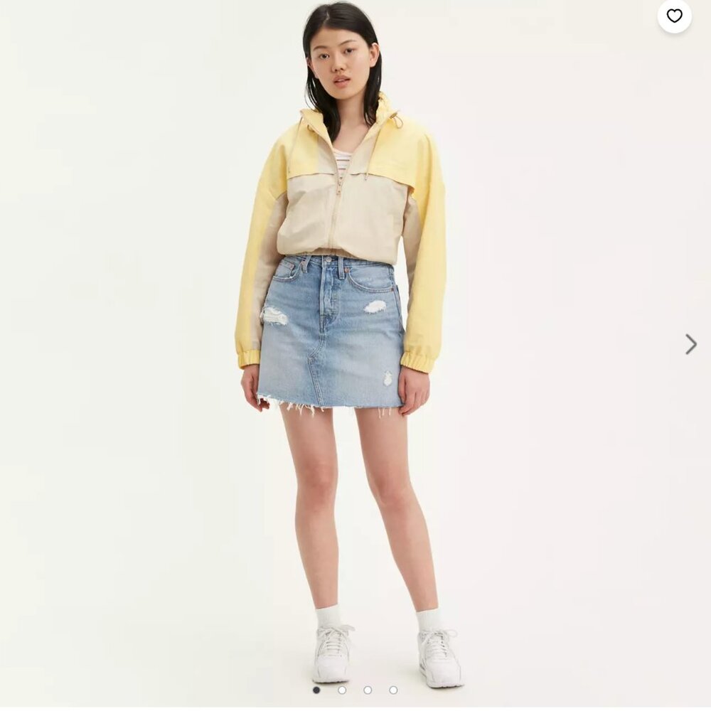 Levi's High Waisted Denim Skirt With Button Fly - Medium Wash - 29 - Like New